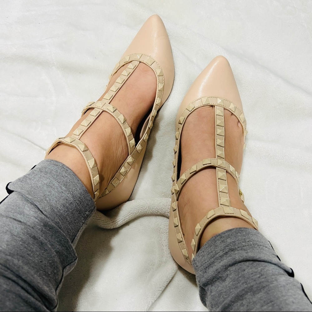 Blush flats